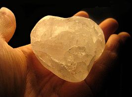 267px-alumcrystal
